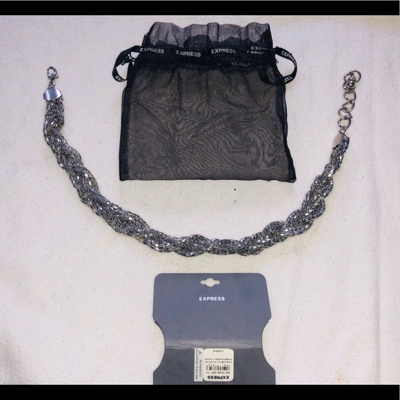 Express Necklace - Picture 4 of 5